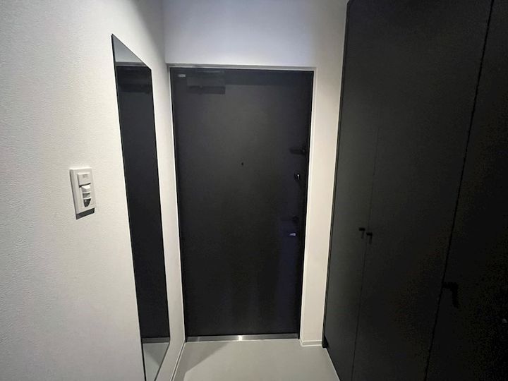 ZOOM信濃町の玄関