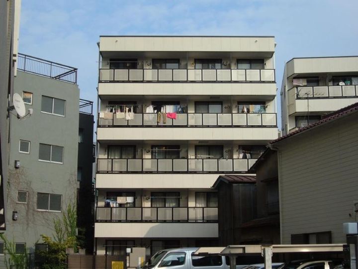 埼玉県川口市幸町2(マンション)の賃貸物件の外観