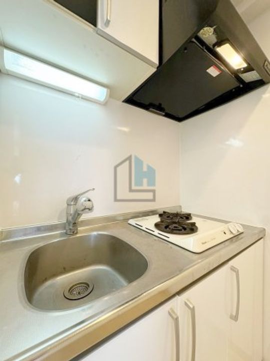 ジュネーゼグラン弁天町のキッチン