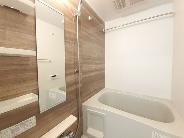 モダン・プリムローズの風呂