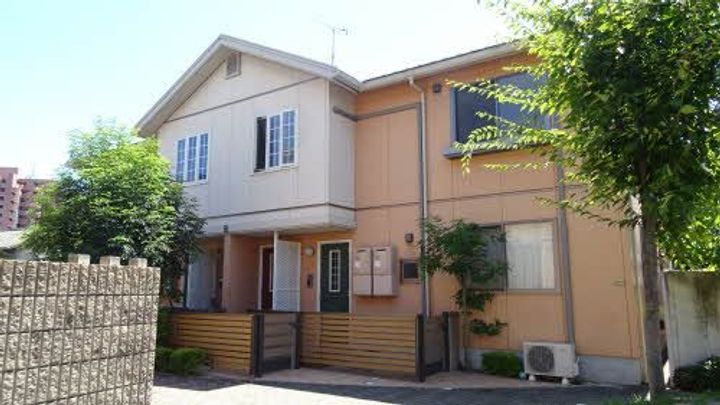 フィオレンテ B棟の外観