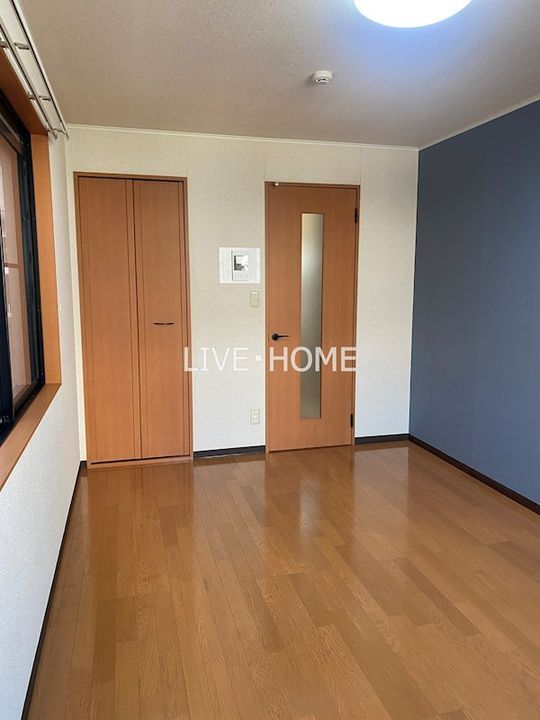 東京都杉並区高円寺南5(アパート)の賃貸物件の居間