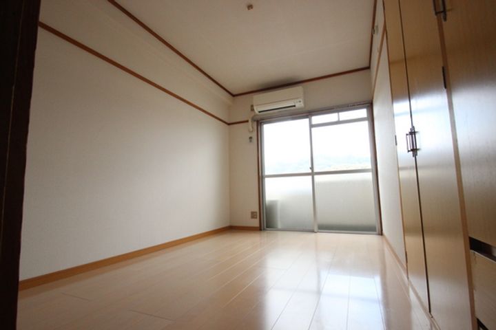 DICEbldg.中広町の居間