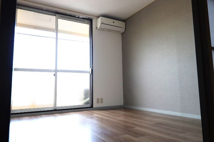 カーサ・エルピノの居間