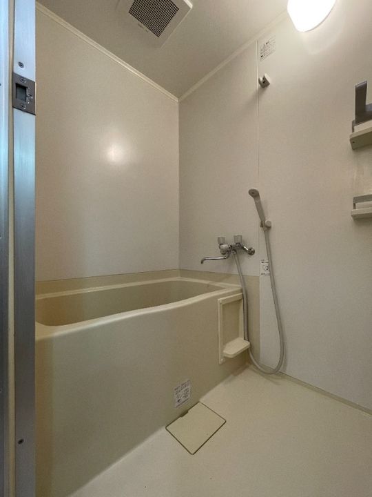 岡山県倉敷市昭和2(マンション)の賃貸物件の風呂