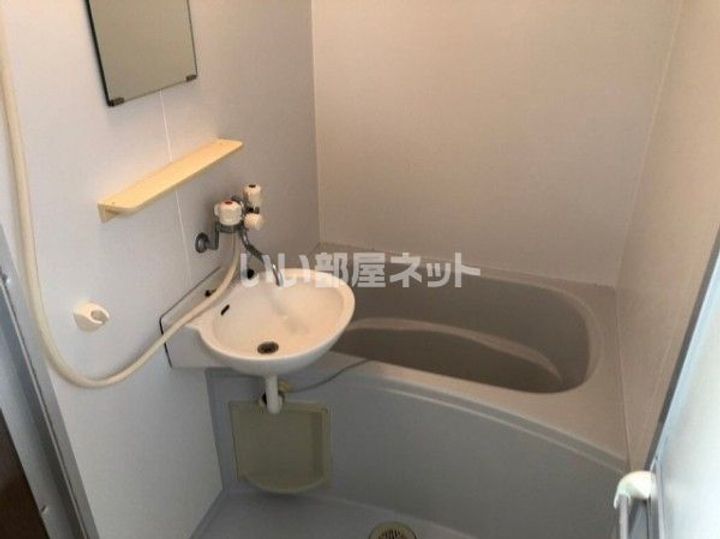 新潟県長岡市西津町(アパート)の賃貸物件の風呂