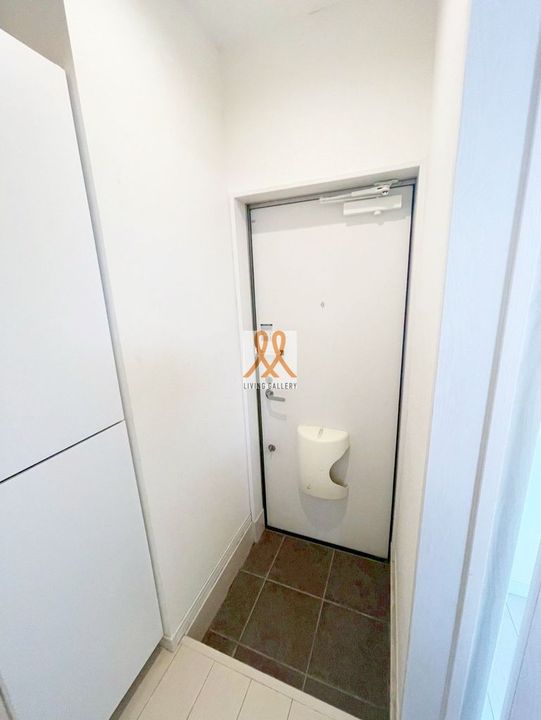 スクーデリアの玄関