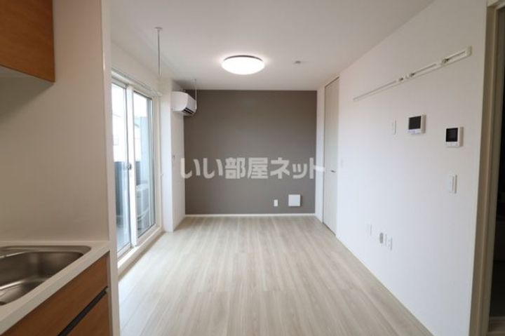 群馬県前橋市文京町1(アパート)の賃貸物件の居間