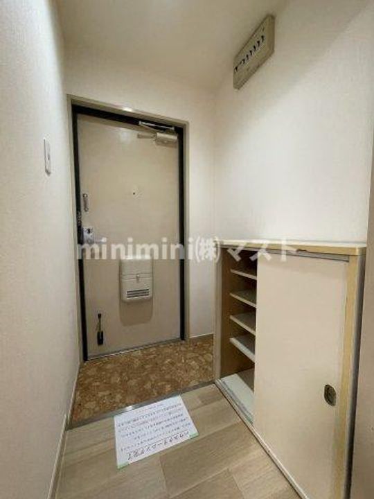 タイホウハイツ敷津3番館の玄関