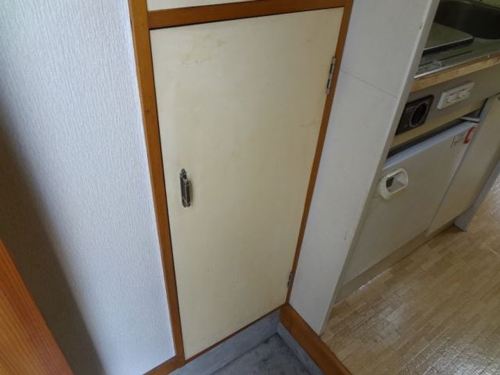 本町セブンハイムの玄関