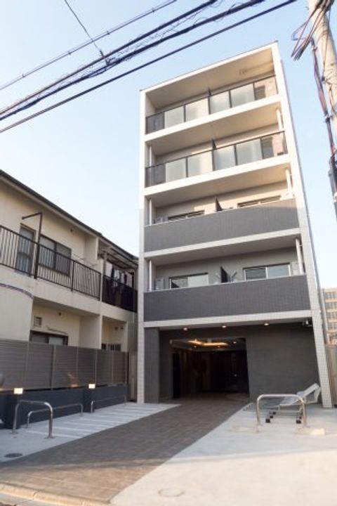 ヴィラ四条大宮の外観
