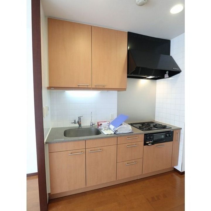 東京都世田谷区三軒茶屋2(マンション)の賃貸物件のキッチン