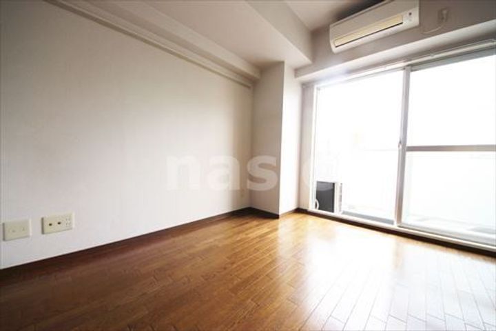 スクエア千駄木の居間