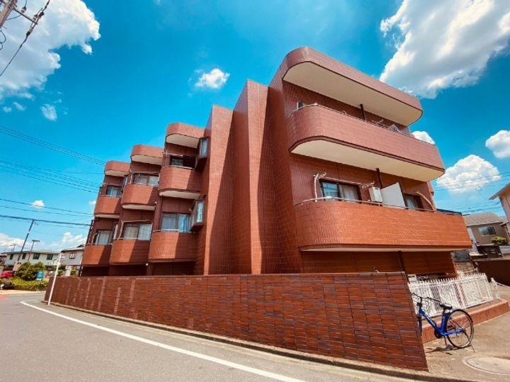 ビューレひばりの外観