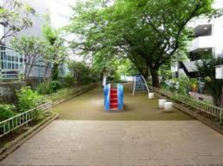 ソルナクレイシア笹塚の周辺