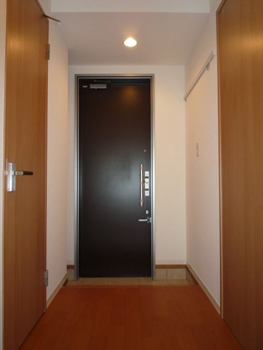 コンフォート住吉Bの玄関