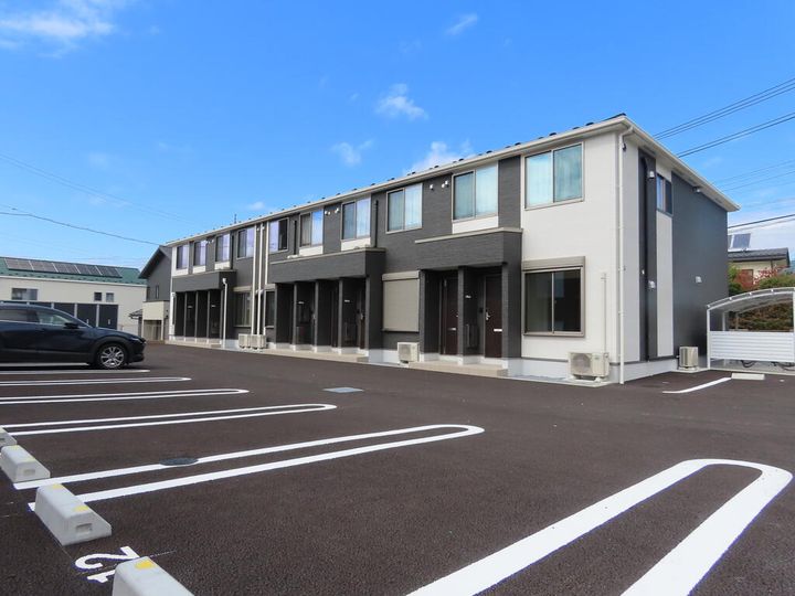 長野県上田市国分(アパート)の賃貸物件の外観