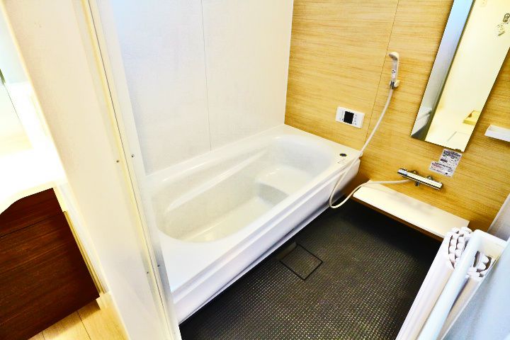 埼玉県吉川市中曽根2(アパート)の賃貸物件の風呂