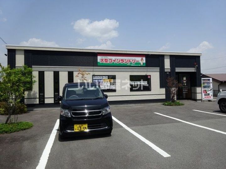 オリーブ・ハウスの周辺