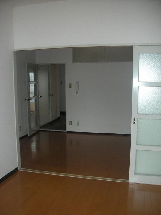 神野パークハイツの居間