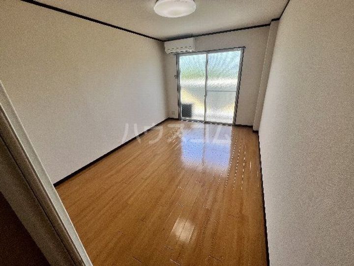 パルデメールの居間