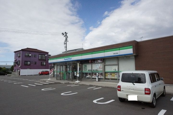 グローリィヒルズの周辺