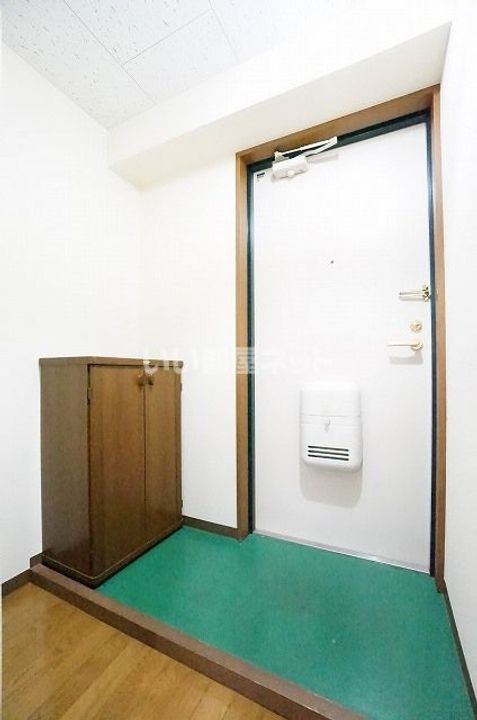 アネックス日立の玄関