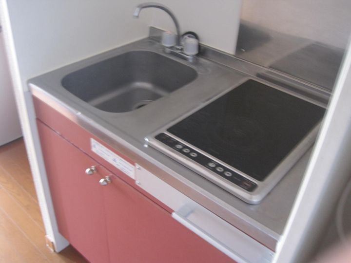 レオパレスコスモスIIのキッチン