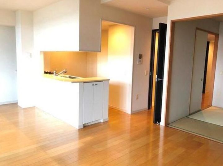 東京都調布市柴崎1(マンション)の賃貸物件の居間