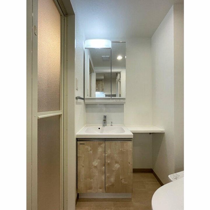 LOC′S SHINYURIGAOKAの内装