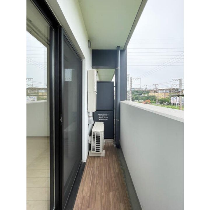 LOC′S SHINYURIGAOKAの内装