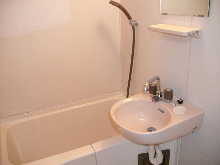 コンソートYの風呂