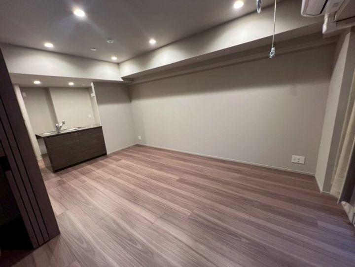 東京都世田谷区給田3(マンション)の賃貸物件の居間