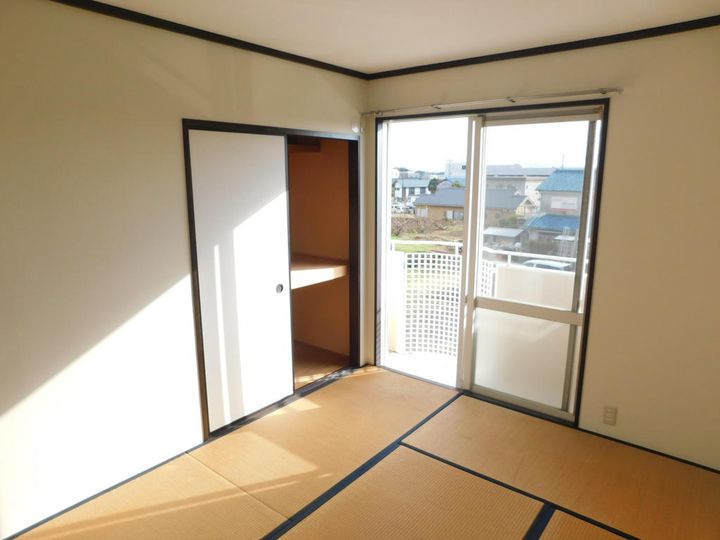 フローラ伊東の内装
