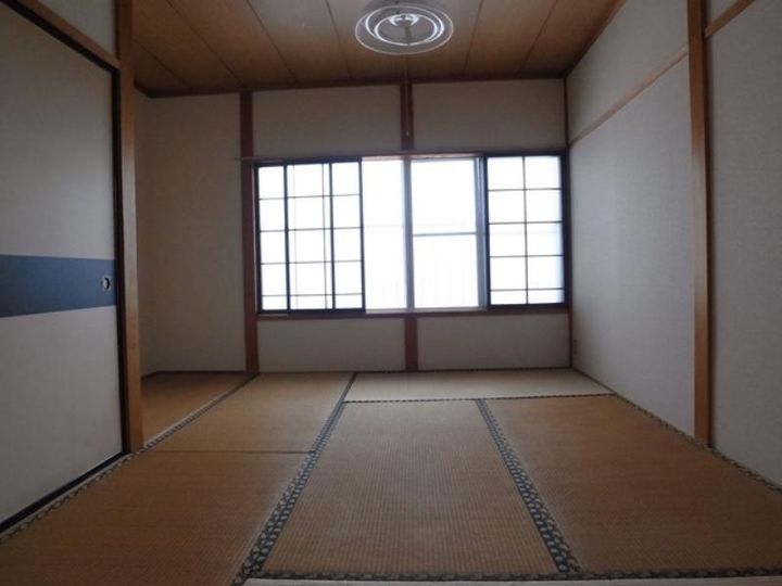 コーポ花田の居間