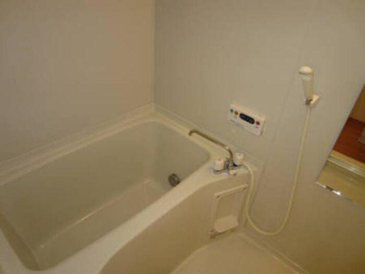 パークアベニュー西原 A棟の風呂