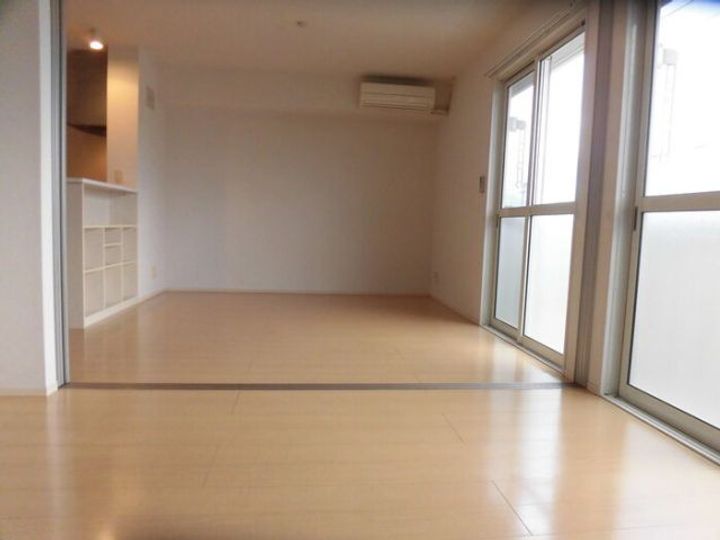 N s BLANC D棟の居間