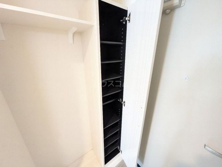 Amen Corner 堀切の内装