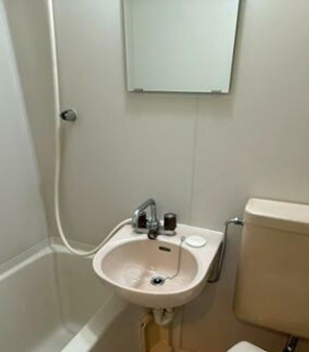 ホーユウコンフォルト岸谷の内装