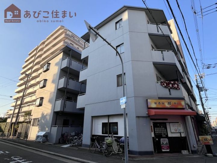 Sun corpoの外観