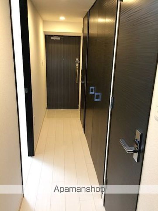 メインステージ横濱黄金町の玄関