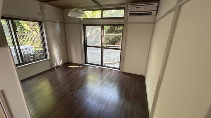 神奈川県横浜市緑区上山2(一戸建)の賃貸物件の居間