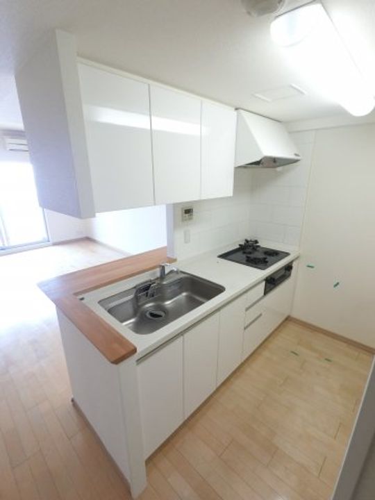 千葉県千葉市中央区中央港1(マンション)の賃貸物件のキッチン