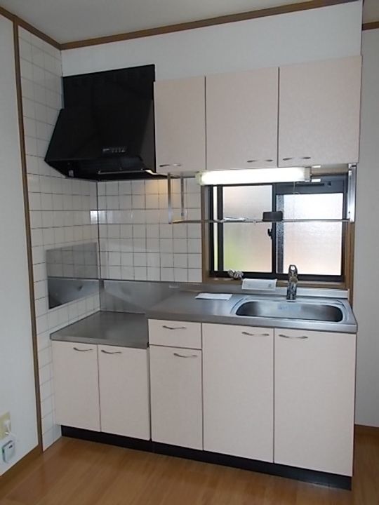 クローバーズヒル田上台のキッチン
