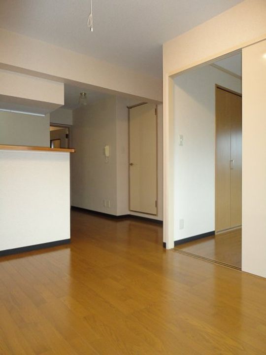 東京都小金井市梶野町3(マンション)の賃貸物件の居間