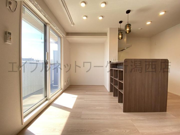 Aoyama New Palaceの居間