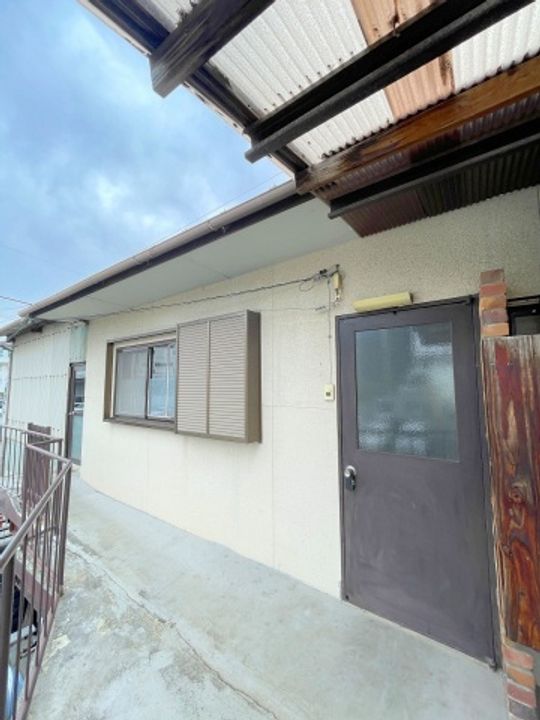 折出アパートの周辺