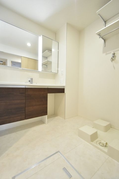 新潟県新潟市中央区女池3(アパート)の賃貸物件の内装