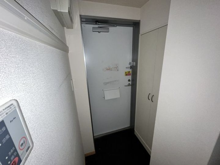 レオパレスリルト保土ヶ谷の玄関