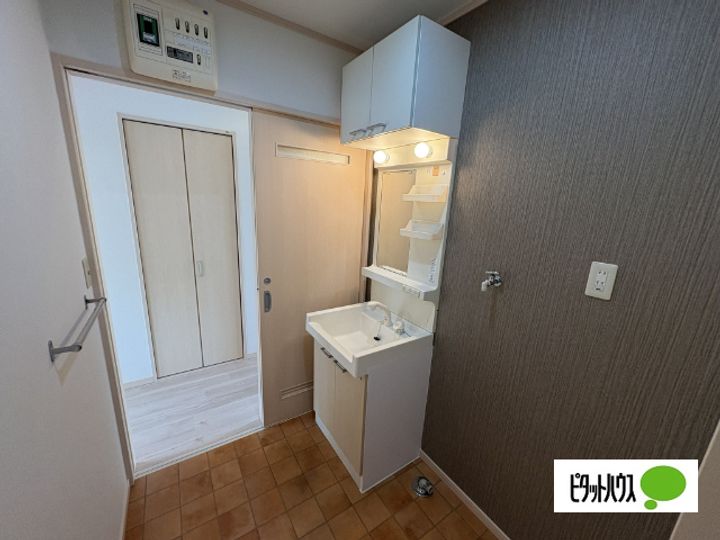 リアン・ラジュールの内装